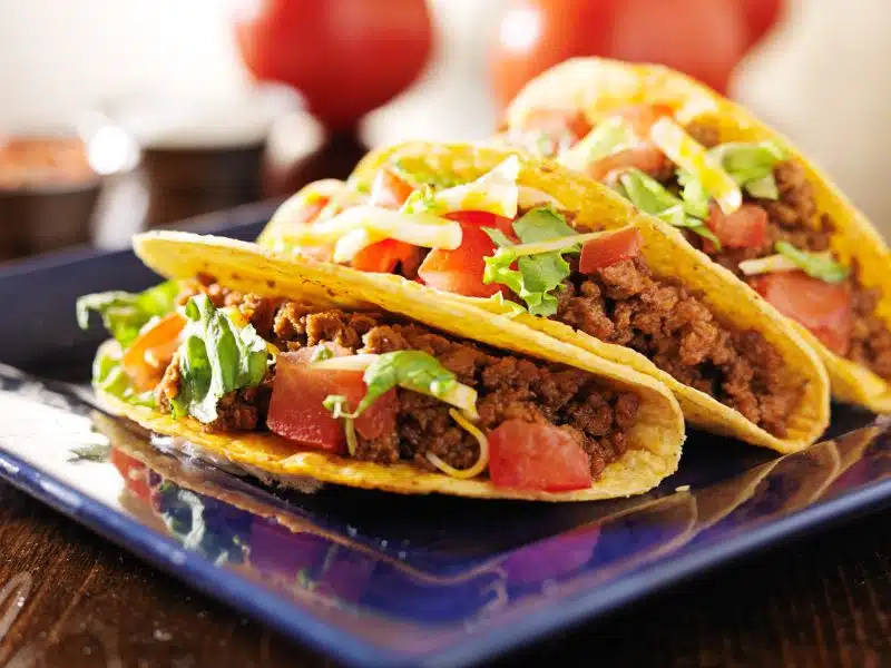 Hovädzie alebo kuracie plnené mexické Tacos, kompletný recept a návod na prípravu