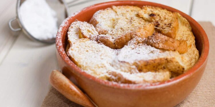 Chlieb s maslovým pudingom - originálny anglický recept na Bread & Butter Pudding