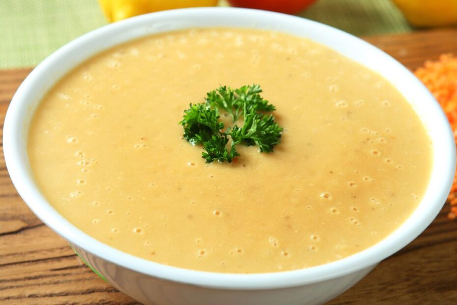 Kyslá mliečna šošovicová polievka so zemiakmi - najlepší recept