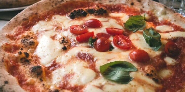 Pravá talianska pizza Margherita - rýchly recept