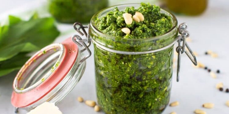 Pesto z medvedieho cesnaku - originálny recept