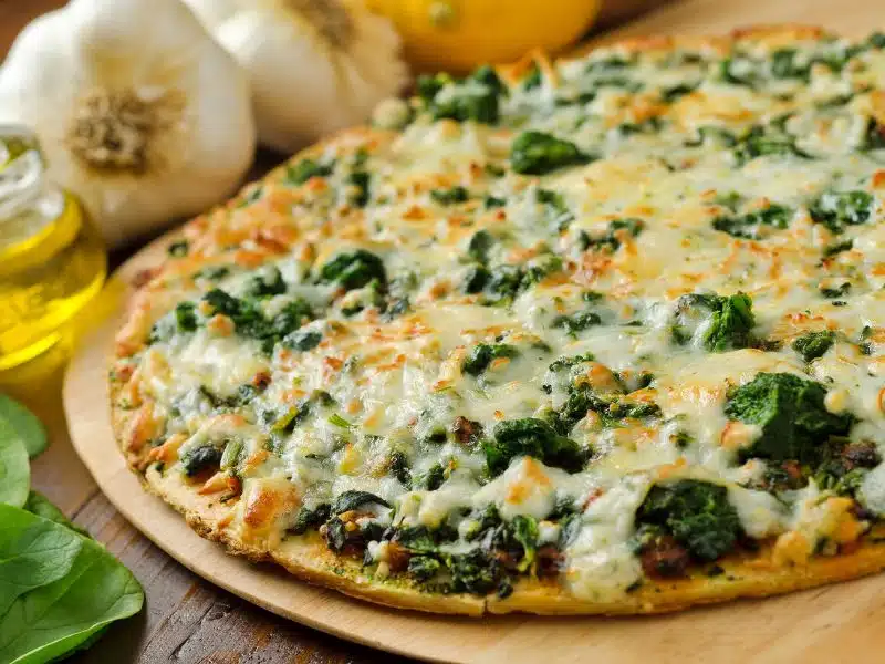 Špenátová pizza s medom - FIT recept
