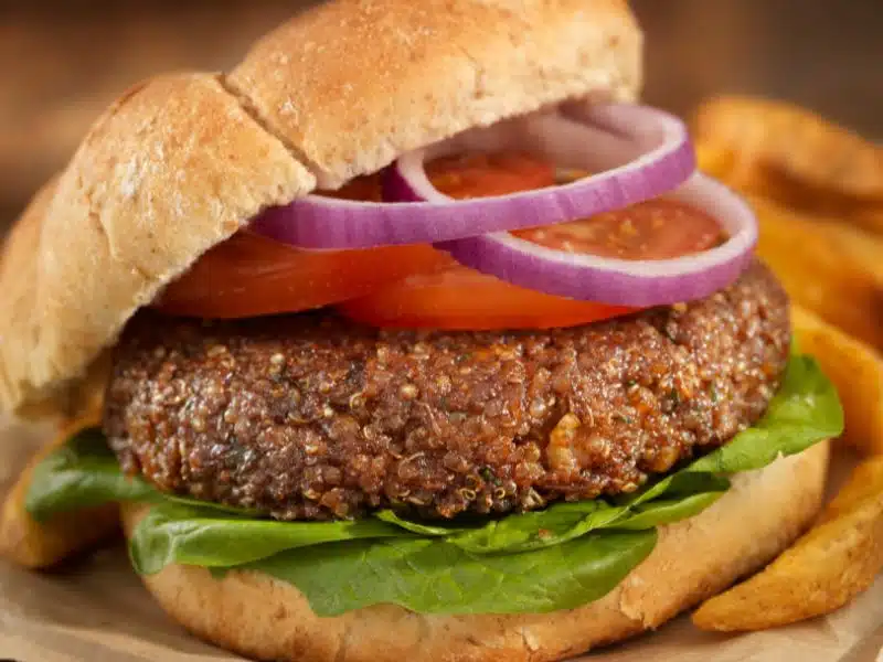 Vegetariánsky quinoa burger - FIT recept