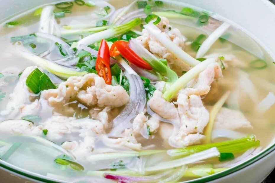 Kuracie PHO, recept na vietnamskú polievku s kuracím mäsom