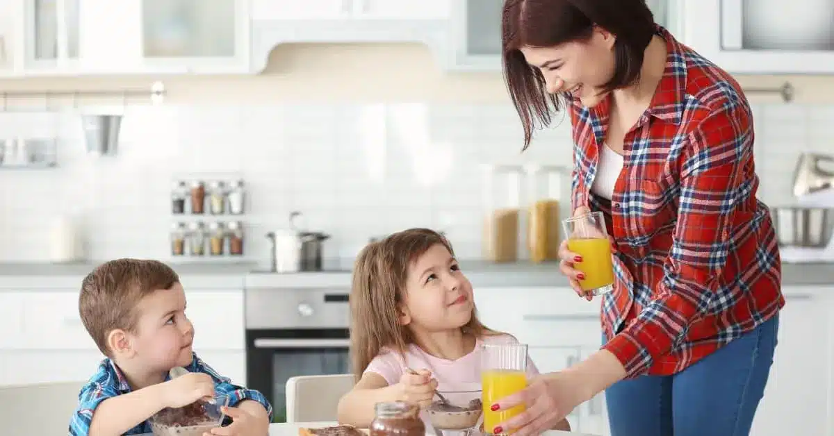 5 tipov na rýchle a zdravé raňajky pre žiakov a rodičov, čo na raňajky do školy a práce
